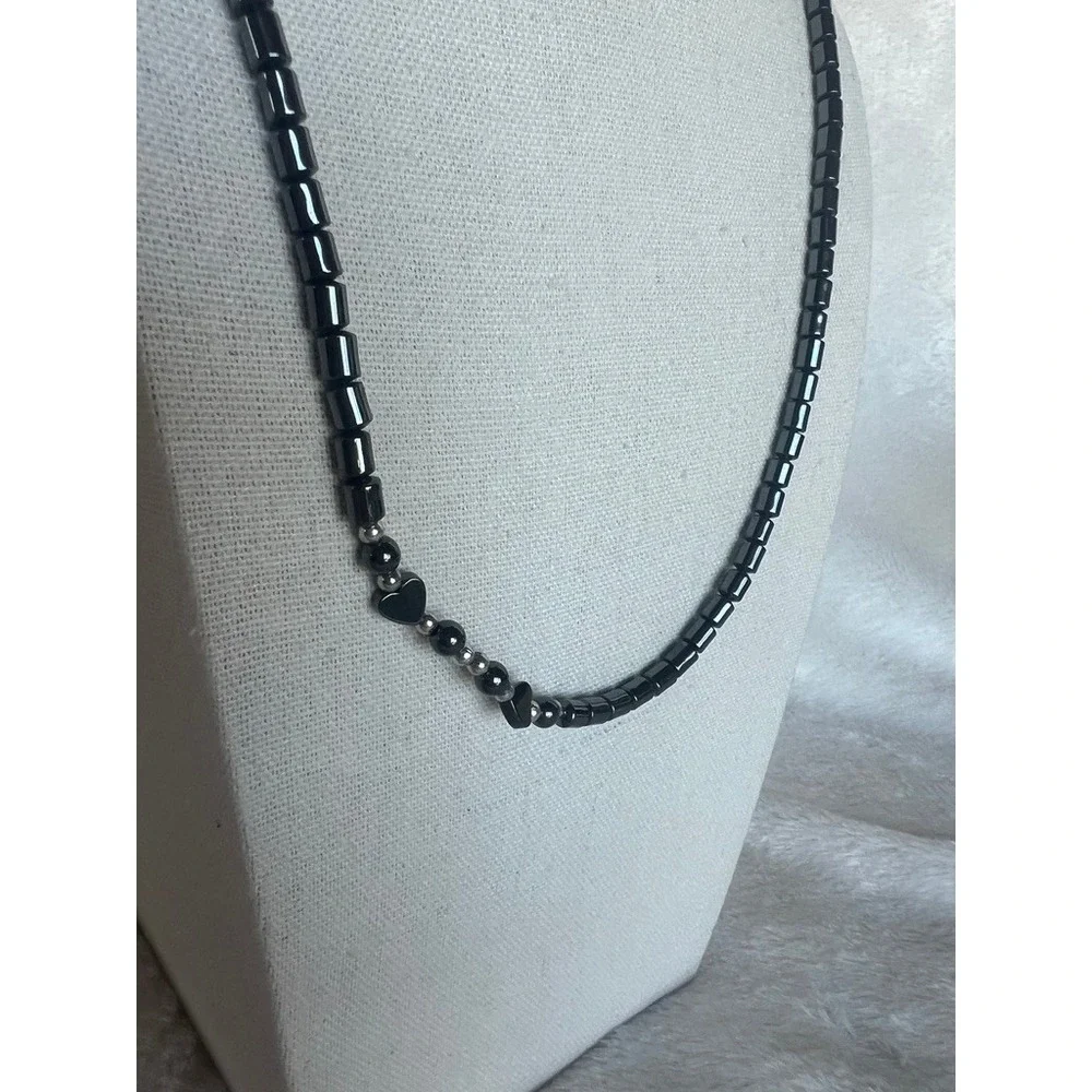 Hematite Bead Necklace Y2K Goth 20" Black Heart Silver Tone Minimalist Necklace - Picture 3 of 13